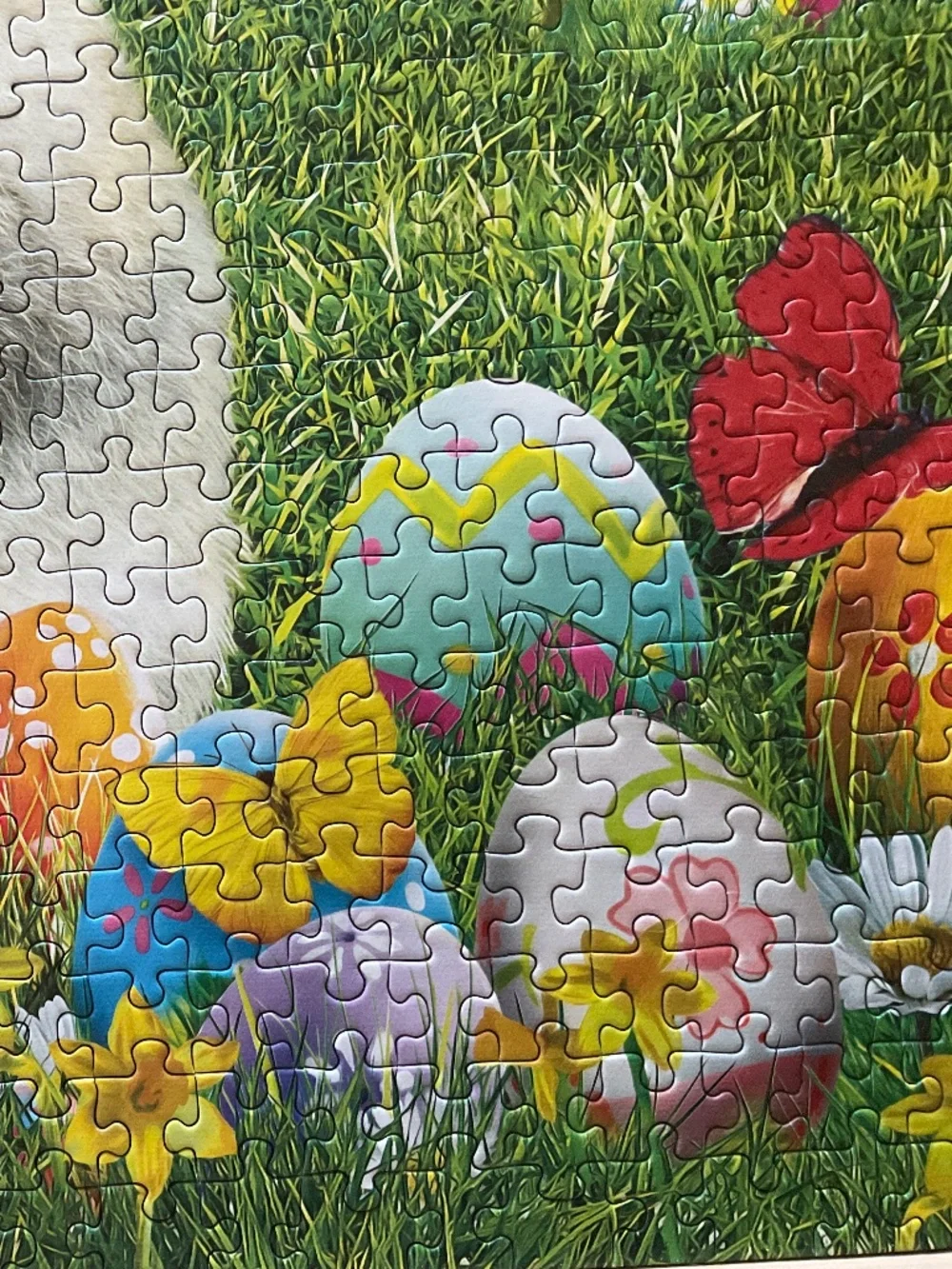Easter Garden 1000 Piece Puzzle by Eurographics – Spring Bunny & Eggs Scene - Picture 5 of 9